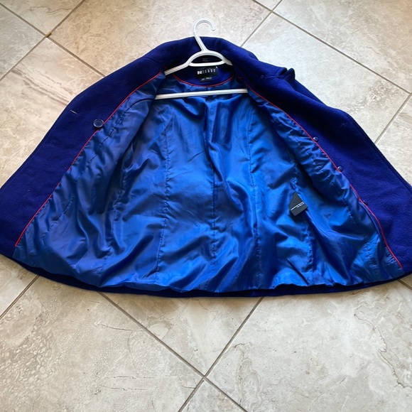 Royal Blue size small, short Pea Coat. - Picture 5 of 7